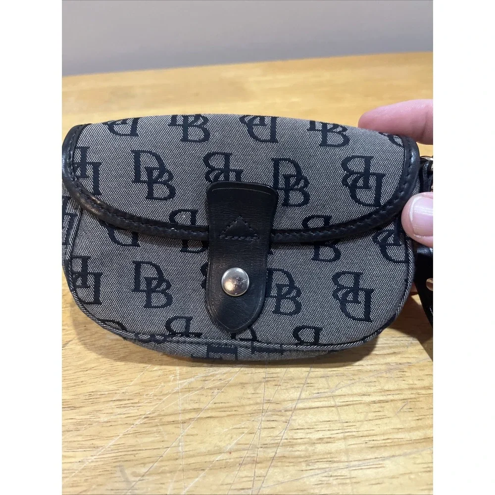 Dooney & Bourke Logo Navy Blue Wristlet Canvas with‎ Leather Trim 6x3.5